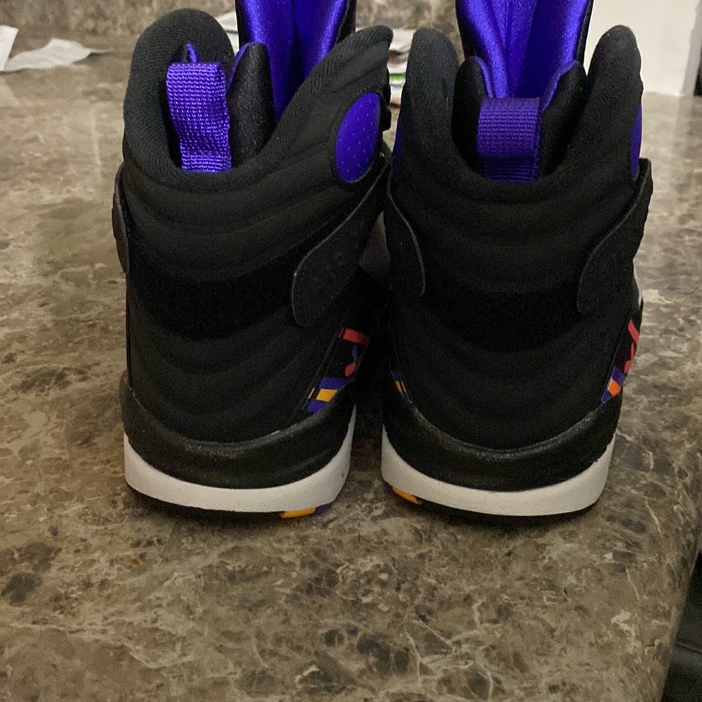 Air Jordan retro 8 “Three Peats” - Picture 2 of 3